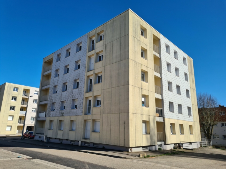 Déconstruction de logements rue Carrière à Saint-Avold (57)