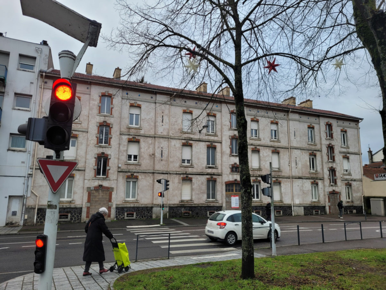 Immeubles rue République Forges