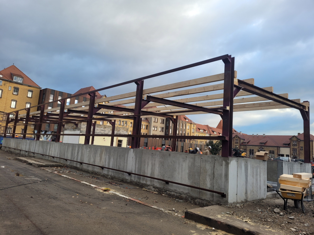 Réemploi in situ de matériaux pour le local vélo de la Cité Administrative de Colmar (68)