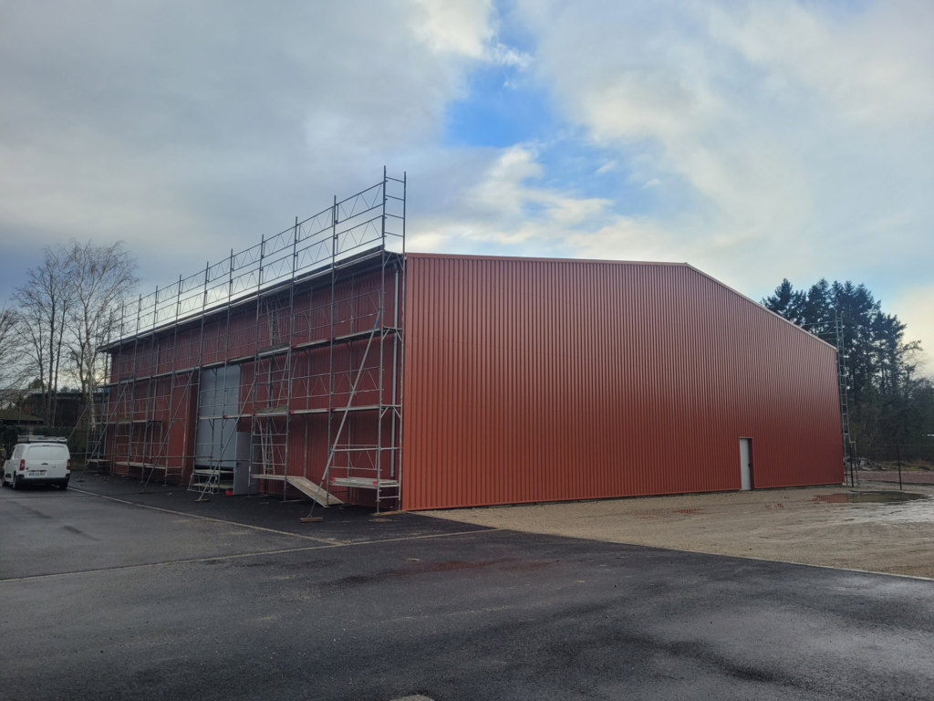 Réemploi de structures métalliques ex-situ dans le cadre de l’opération de démolition du hangar métallique situé à l’arrière de la friche Staat à Bouxwiller (67)