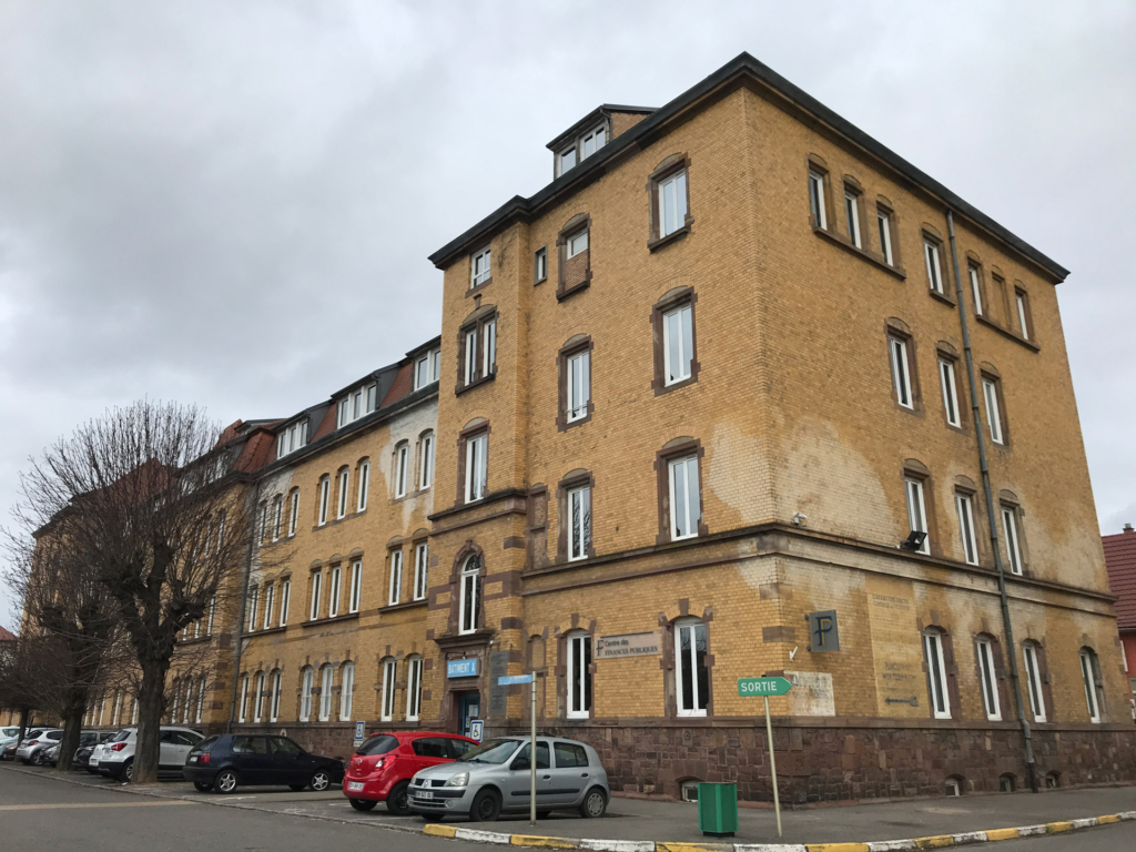 Réemploi ex-situ de matériaux issus de la déconstruction de trois bâtiments de la Cité Administrative de Colmar (68)