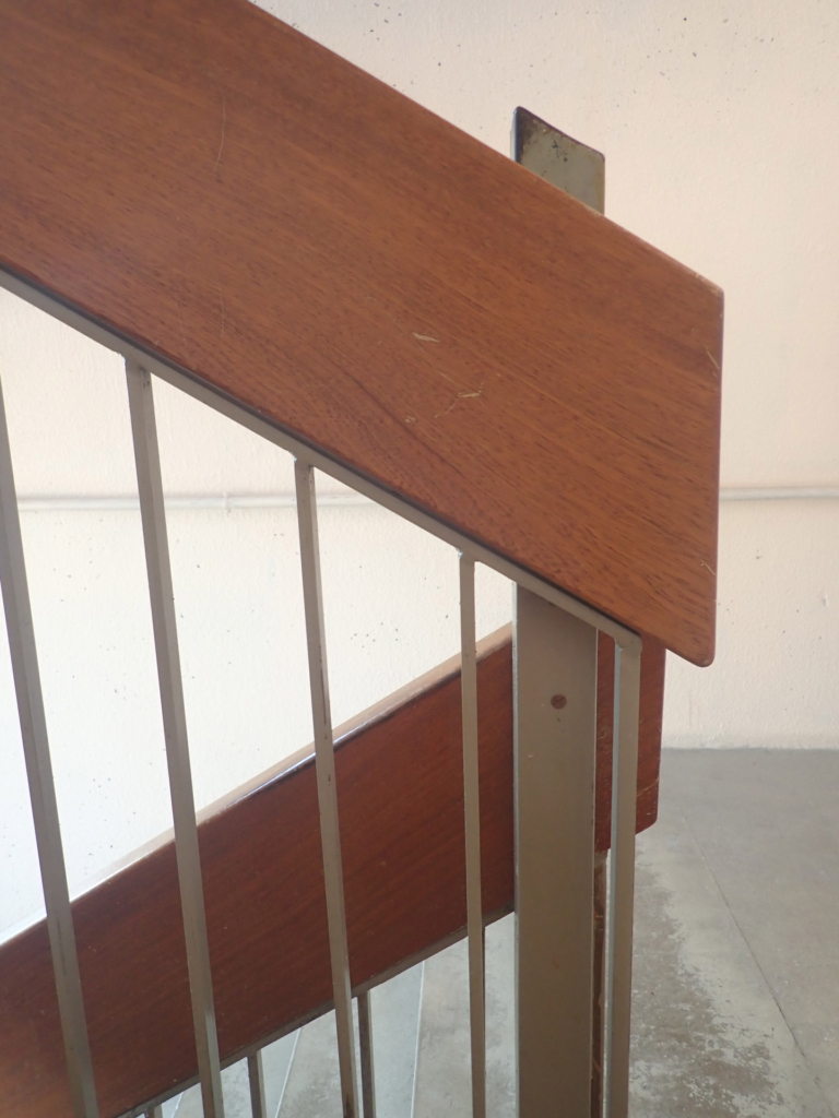 Réemploi ex-situ de rampes d'escaliers issus de la déconstruction de trois bâtiments de la Cité Administrative de Colmar (68)